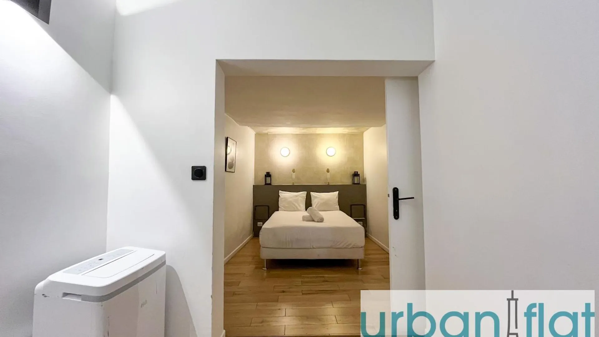 Urban Flat 89 - Charming Central Flat Paris Apartment