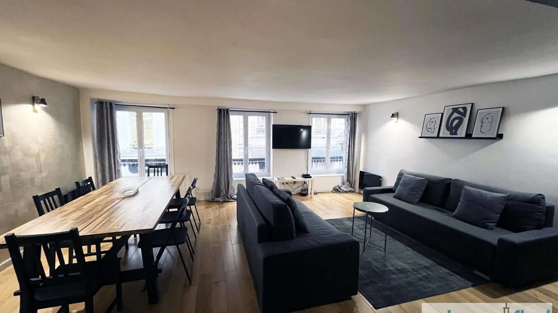 Urban Flat 89 - Charming Central Flat Paris Apartment