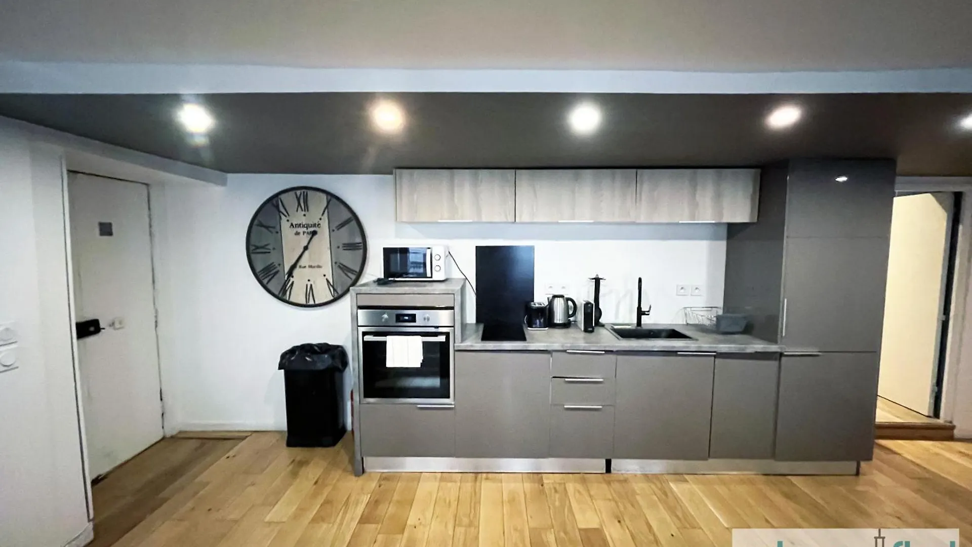 Urban Flat 89 - Charming Central Flat Paris