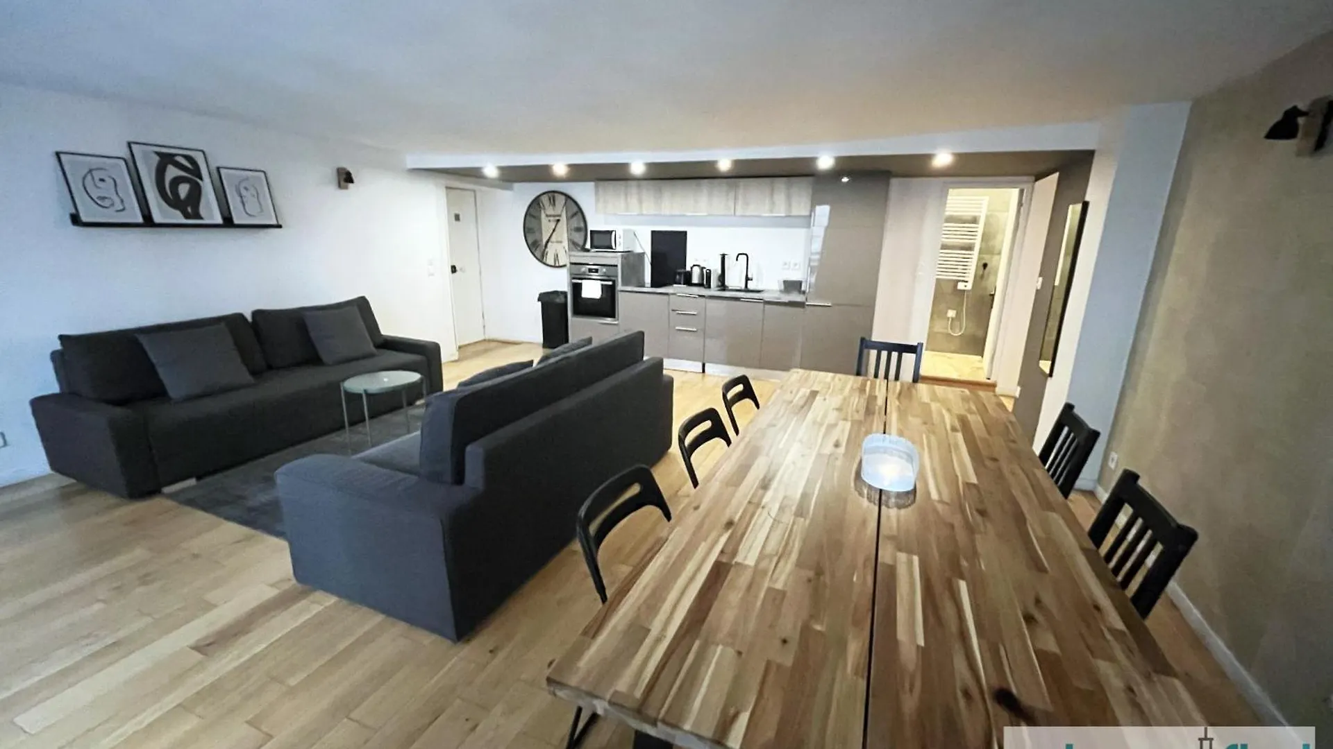Urban Flat 89 - Charming Central Flat Paryż 0*,  Francja